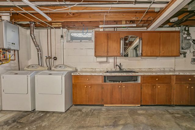 3224 W 17th Street, Davenport, IA 52804