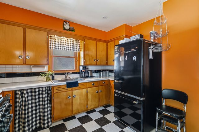 3224 W 17th Street, Davenport, IA 52804