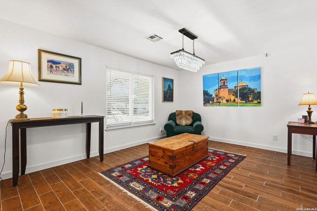 547 Patricia, San Antonio, TX 78216