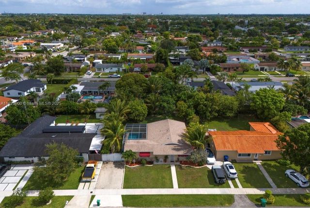 10833 SW 62nd Ter, Miami, FL 33173