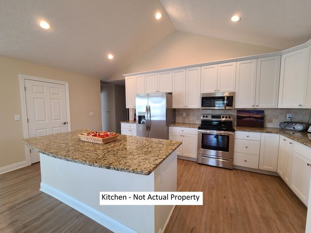 714 Olde Creek Drive, Newark, OH 43055