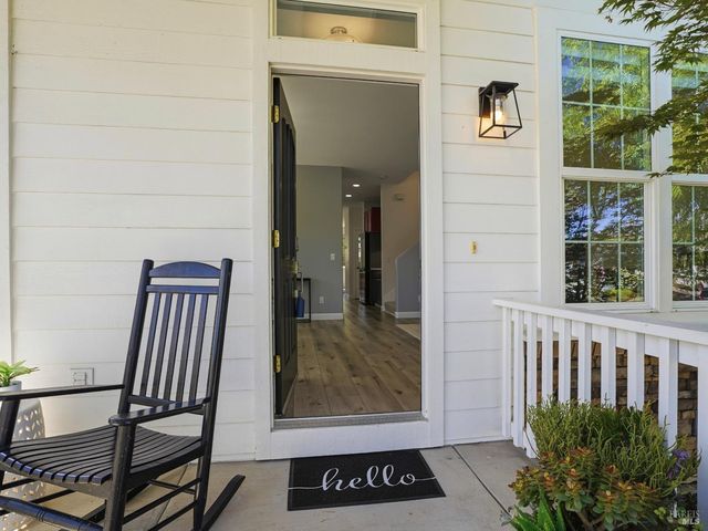 1295 Pedroncelli Dr, Windsor, CA 95492