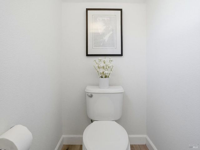 1295 Pedroncelli Dr, Windsor, CA 95492