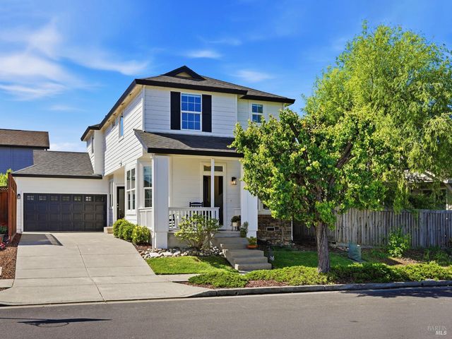 1295 Pedroncelli Dr, Windsor, CA 95492