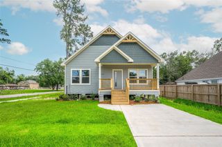 8022 Yoe Street, Houston, TX 77078
