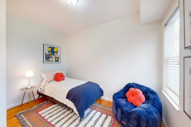 104 Holland St. 1, Somerville, MA 02144