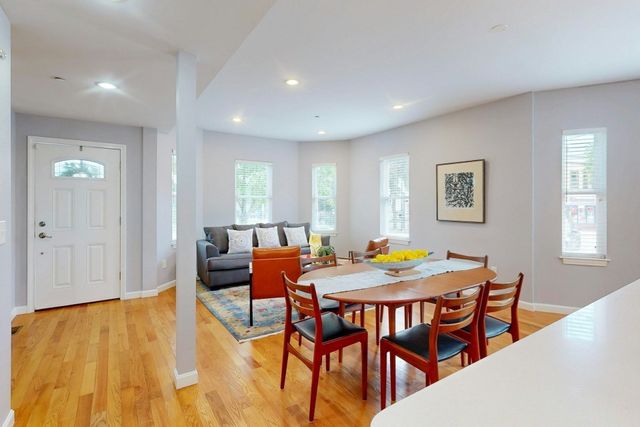 104 Holland St. 1, Somerville, MA 02144