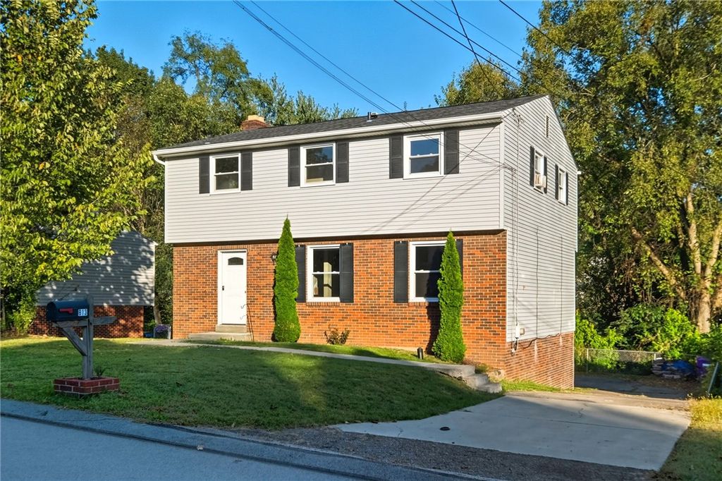 613 Surfside Dr, Plum Boro, PA 15239