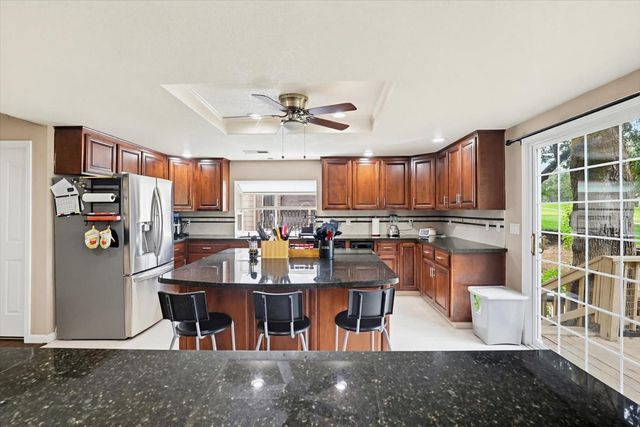 12341 Torrey Pines Dr, Auburn, CA 95602