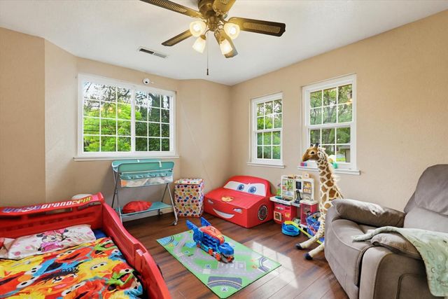 12341 Torrey Pines Dr, Auburn, CA 95602