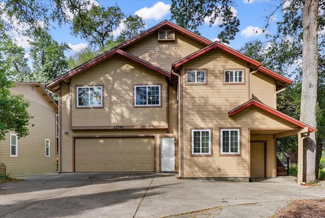12341 Torrey Pines Dr, Auburn, CA 95602