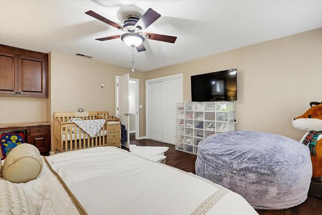 12341 Torrey Pines Dr, Auburn, CA 95602