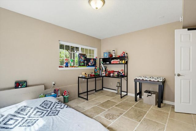 12341 Torrey Pines Dr, Auburn, CA 95602