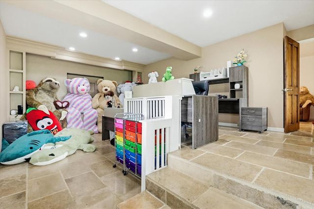 12341 Torrey Pines Dr, Auburn, CA 95602