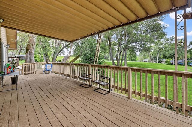 12341 Torrey Pines Dr, Auburn, CA 95602