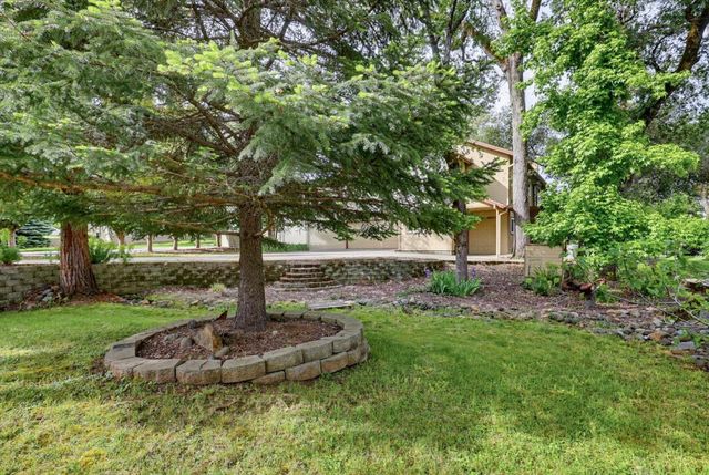 12341 Torrey Pines Dr, Auburn, CA 95602