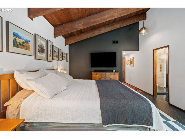 3777 PARKWOOD Way, West Linn, OR 97068