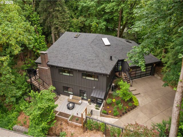 3777 PARKWOOD Way, West Linn, OR 97068