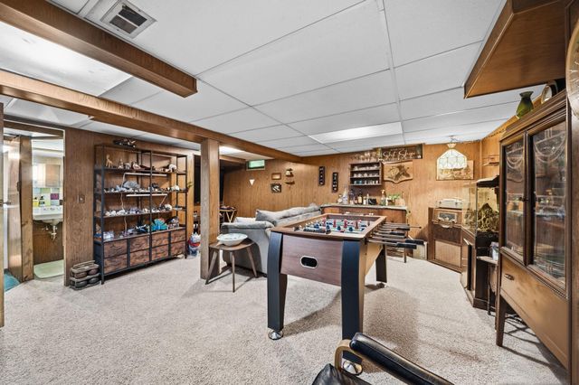 5025 Zenith Avenue N, Brooklyn Center, MN 55429