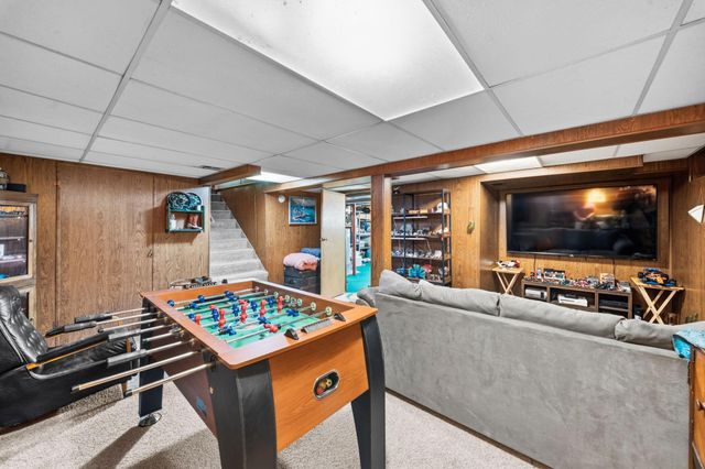 5025 Zenith Avenue N, Brooklyn Center, MN 55429
