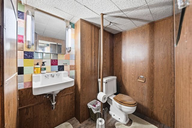 5025 Zenith Avenue N, Brooklyn Center, MN 55429