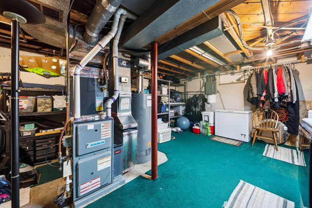 5025 Zenith Avenue N, Brooklyn Center, MN 55429