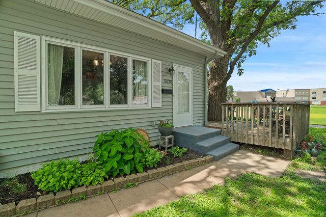 5025 Zenith Avenue N, Brooklyn Center, MN 55429