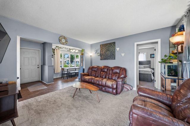 5025 Zenith Avenue N, Brooklyn Center, MN 55429