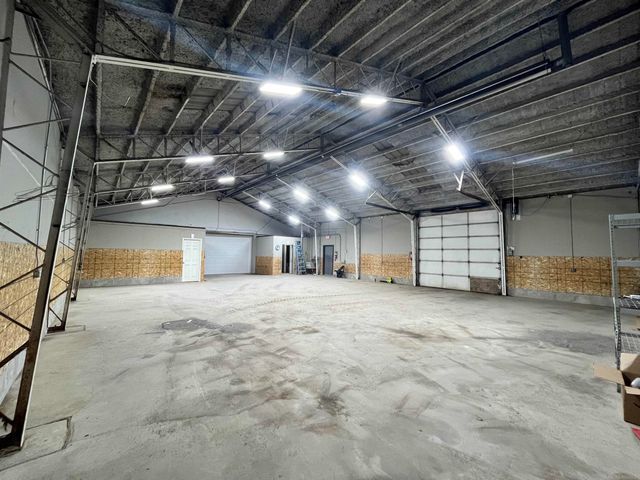 4445 22 Mile Road, Shelby Twp, MI 48317
