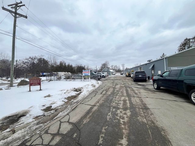 4445 22 Mile Road, Shelby Twp, MI 48317