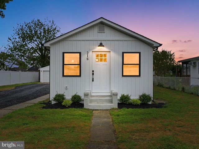218 WOODLAND AVE, Villas, NJ 08251