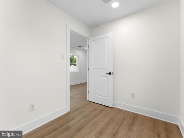 218 WOODLAND AVE, Villas, NJ 08251