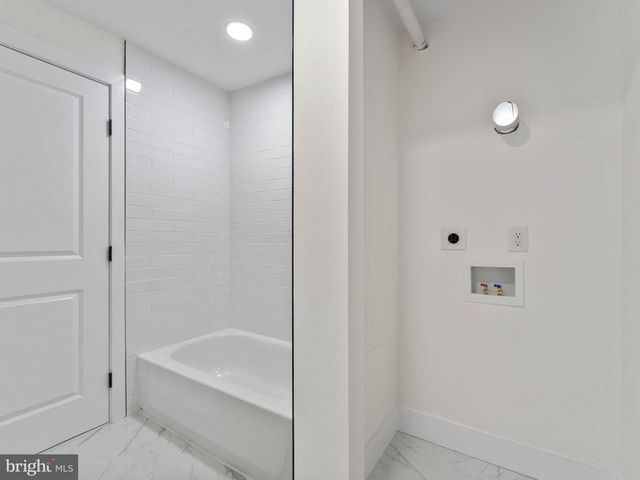 218 WOODLAND AVE, Villas, NJ 08251