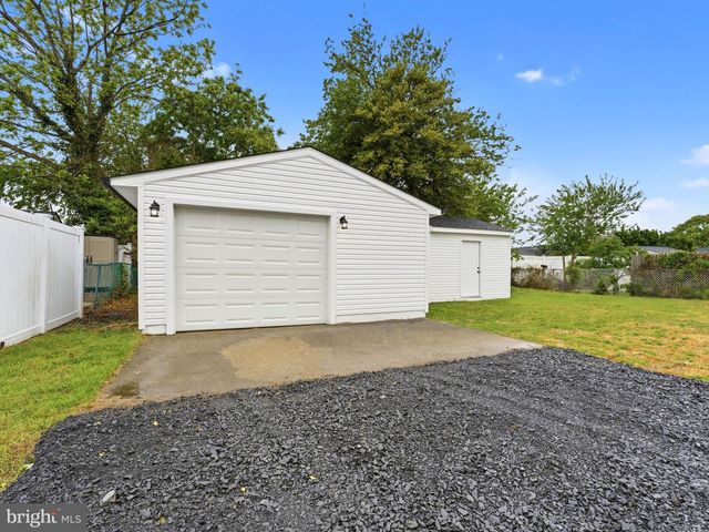 218 WOODLAND AVE, Villas, NJ 08251