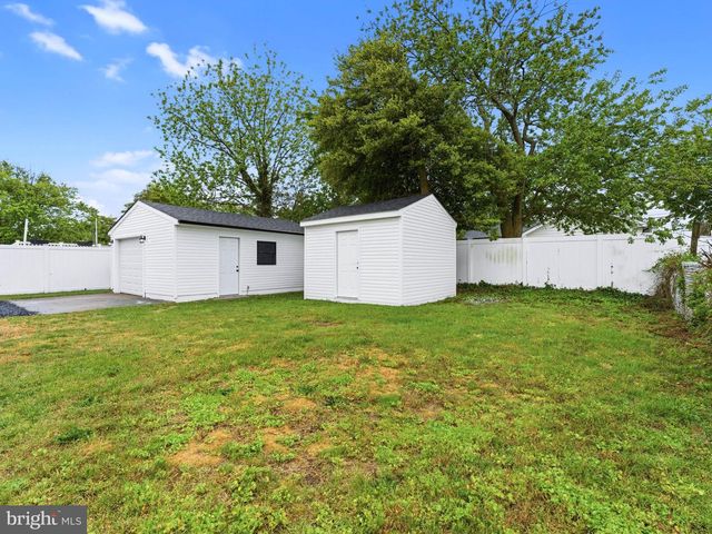 218 WOODLAND AVE, Villas, NJ 08251