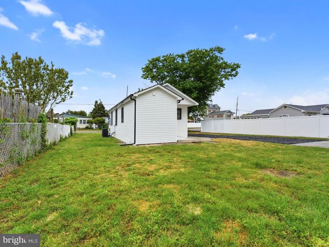 218 WOODLAND AVE, Villas, NJ 08251