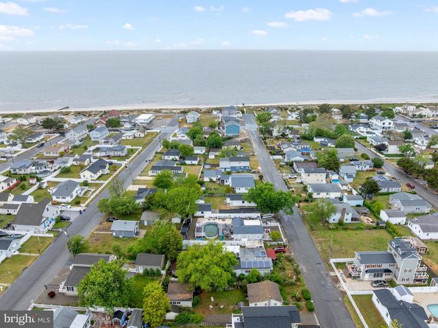 218 WOODLAND AVE, Villas, NJ 08251