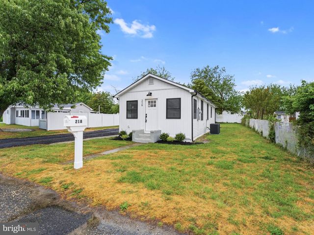 218 WOODLAND AVE, Villas, NJ 08251