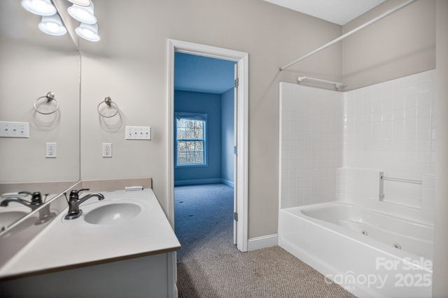 2 Strawberry Lane, Weaverville, NC 28787