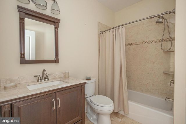 521 CHURCH RD, Hatfield, PA 19440