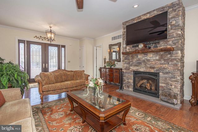 521 CHURCH RD, Hatfield, PA 19440