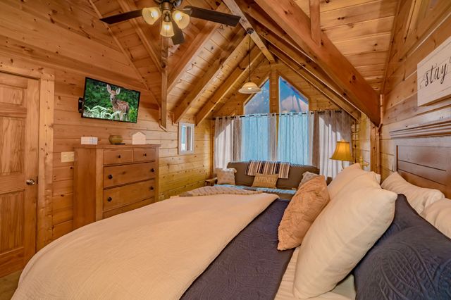 552 Blackberry Ridge Way, Sevierville, TN 37863