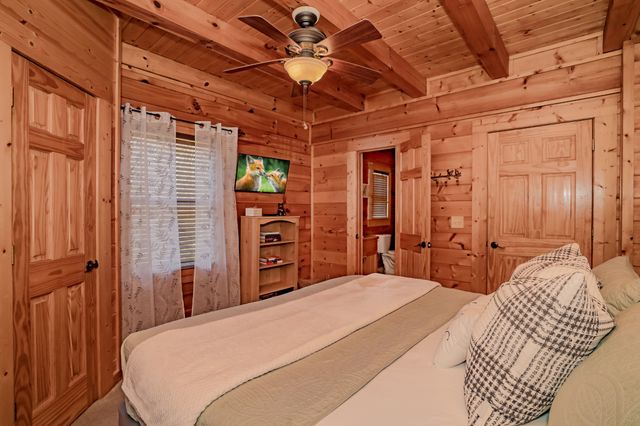 552 Blackberry Ridge Way, Sevierville, TN 37863