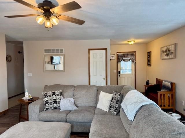 605 E Concord Drive, Plattsburg, MO 64477