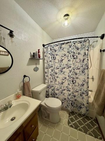 605 E Concord Drive, Plattsburg, MO 64477