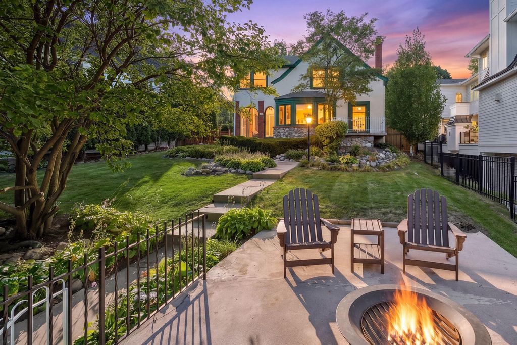 4120 Queen Avenue S, Minneapolis, MN 55410 — exterior