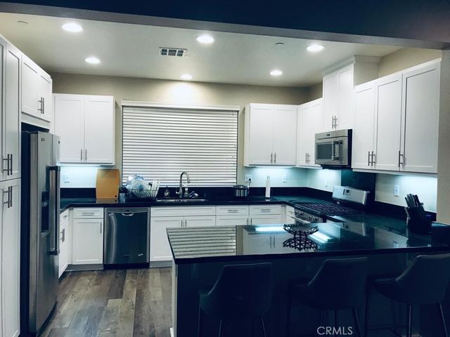 5786 Acacia Lane, Lakewood, CA 90712