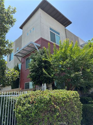 5786 Acacia Lane, Lakewood, CA 90712