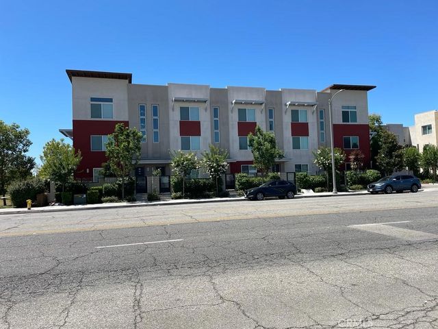 5786 Acacia Lane, Lakewood, CA 90712