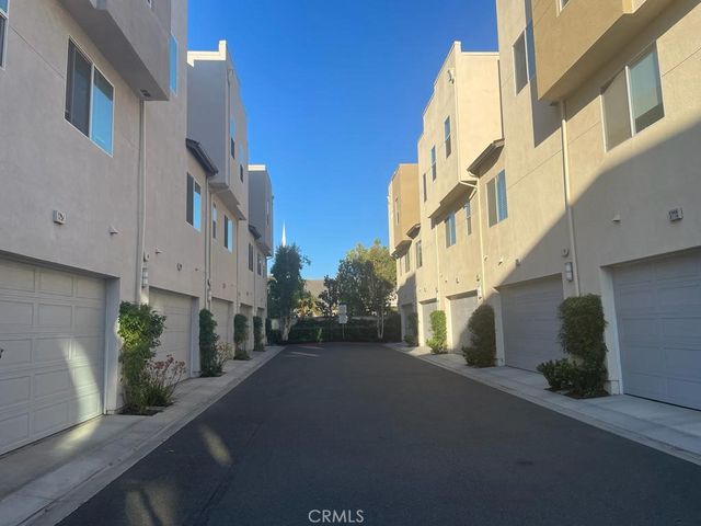 5786 Acacia Lane, Lakewood, CA 90712